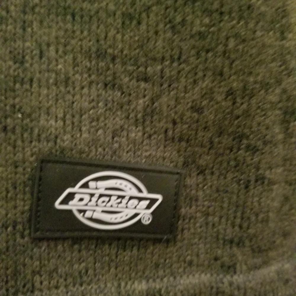 NWOT Men's Dickie's zippered pullover. - Picture 7 of 7